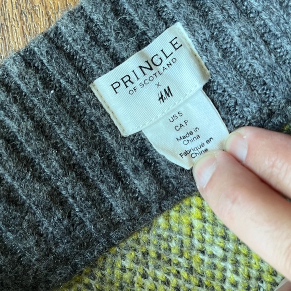 Pringle of Scotland H&M knit set Sweater Medium and skirt Small - Picture 9 of 15